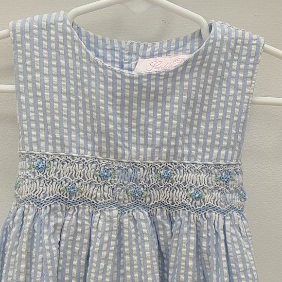 Smocked seersucker dress - Picture 2 of 4